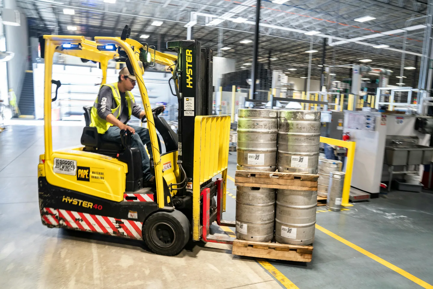 Near misses involving forklifts: why tracking them matters more than incidents