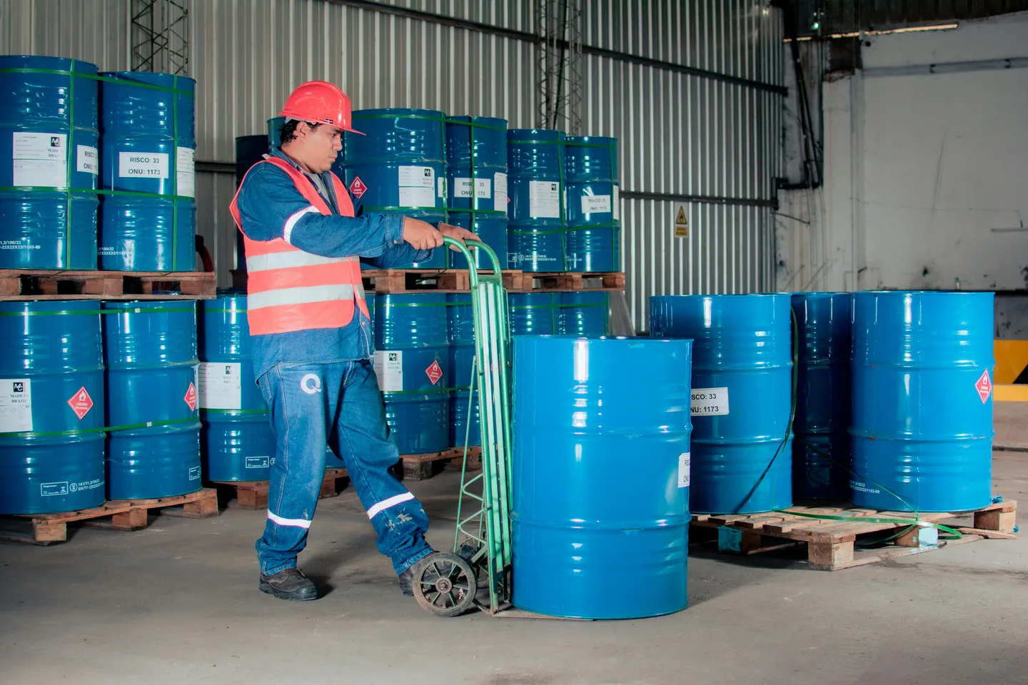 Chemical warehouse safety: handling, storage, and AI monitoring